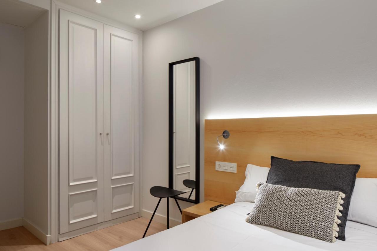 Hostal Arriazu Pamplona Luaran gambar