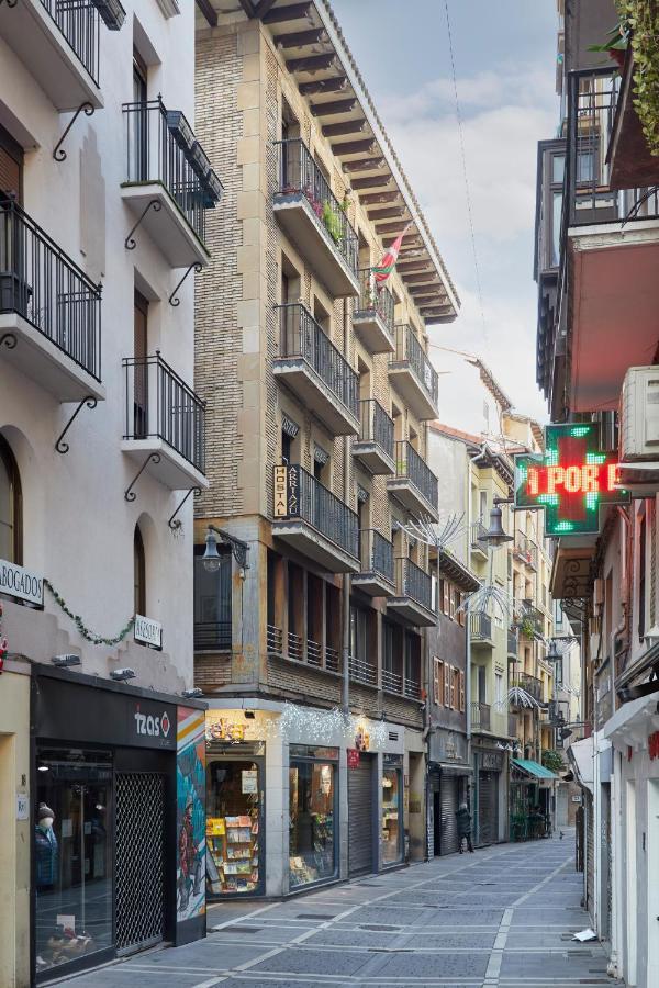 Hostal Arriazu Pamplona Luaran gambar