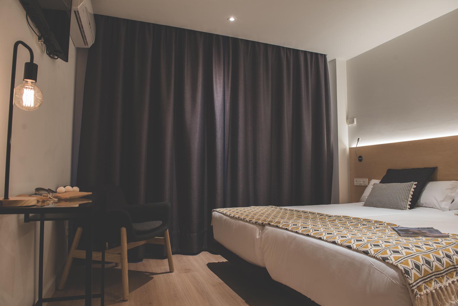 Hostal Arriazu Pamplona Luaran gambar