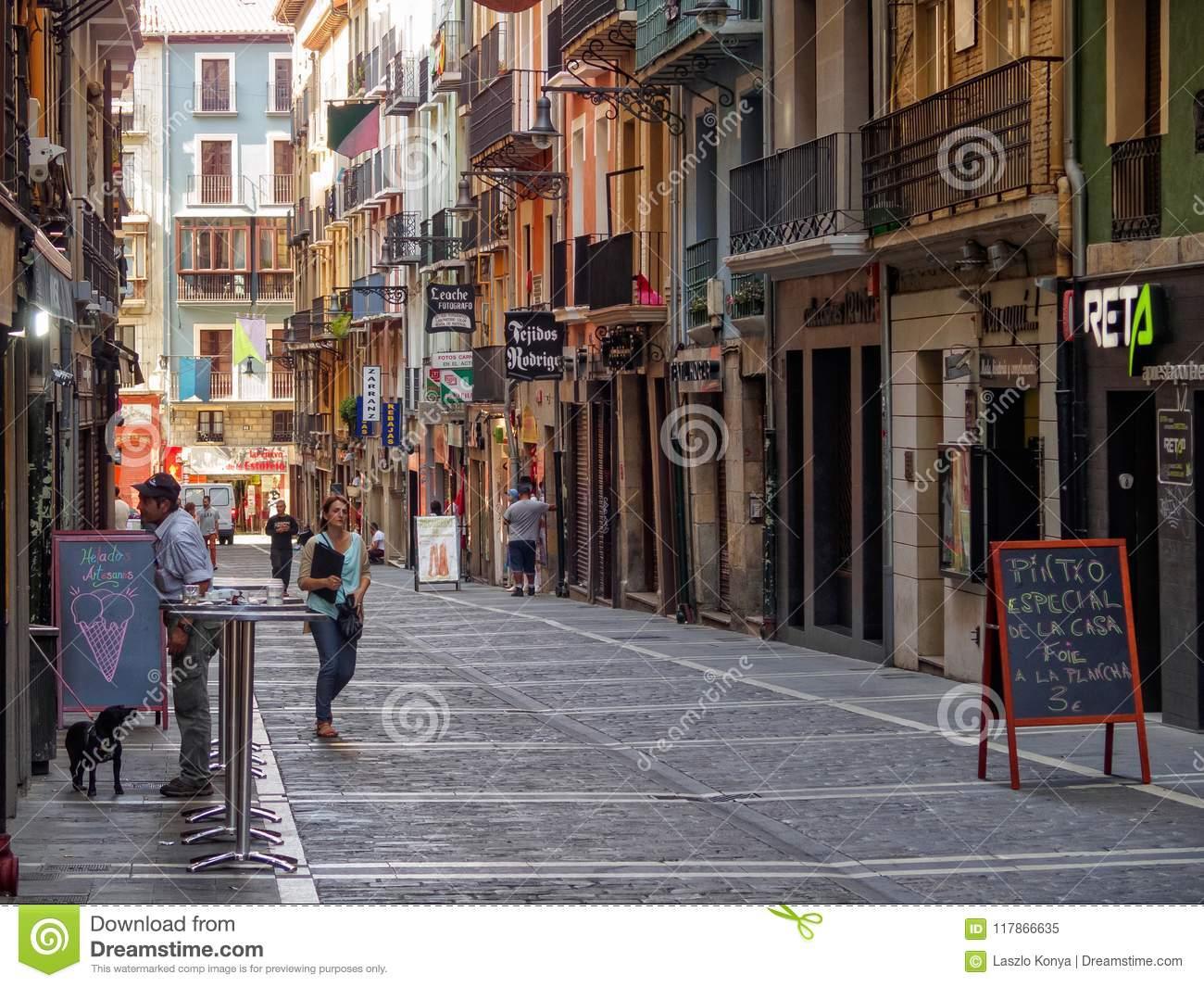 Hostal Arriazu Pamplona Luaran gambar